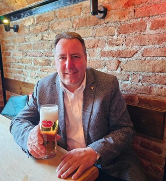 Villacher Brauerei kündigt 28 Mitarbeiter. Der Großteil der Bierproduktion wird nach Graz in das Brauhaus Puntigam verlagert.