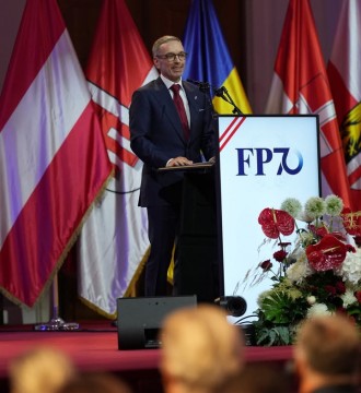 Photos from Herbert Kickl's post