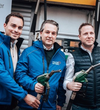 Photos from FPÖ's post