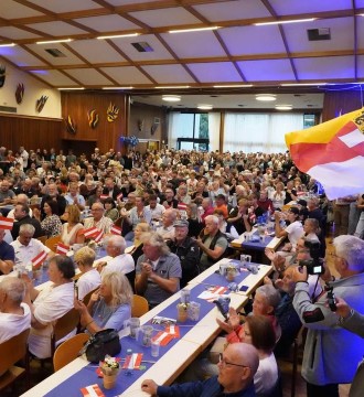 Photos from FPÖ Villach's post