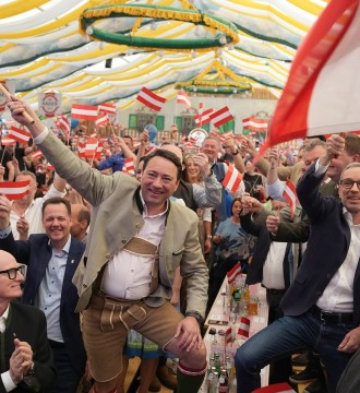 Photos from Herbert Kickl's post